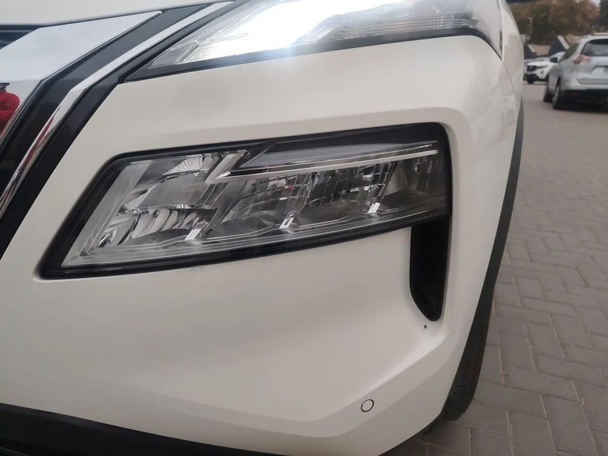 Nissan X-Trail 2.5 Sense Mc 4x2 2row Cvt At 5p año 2023