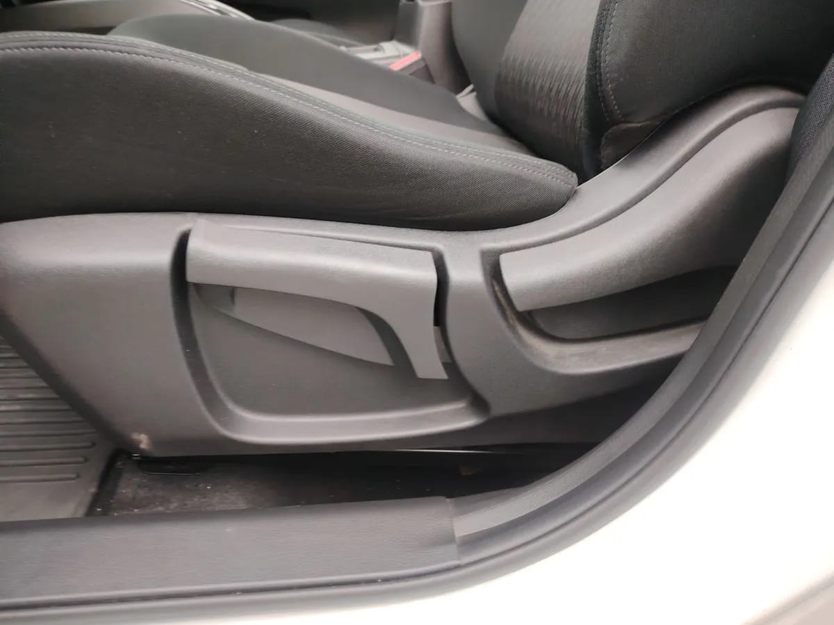 Nissan X-Trail 2.5 Sense Mc 4x2 Cvt At 5p año 2022
