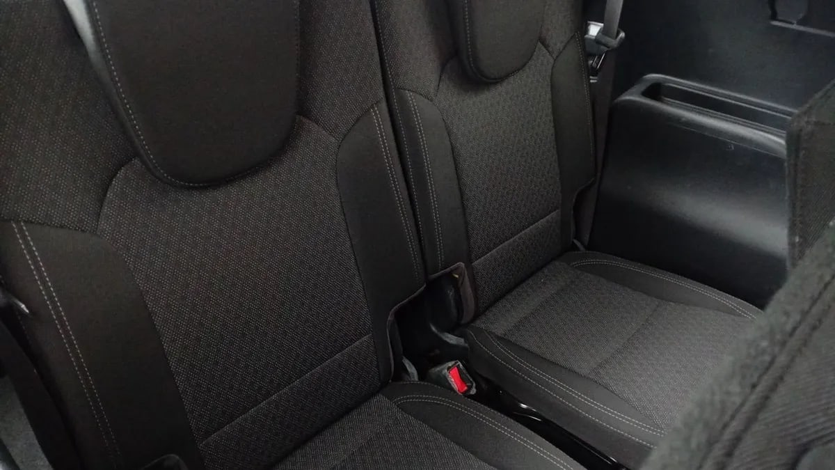 Kia Carens 2.0 Ex Full 4x2 6at 5p año 2018