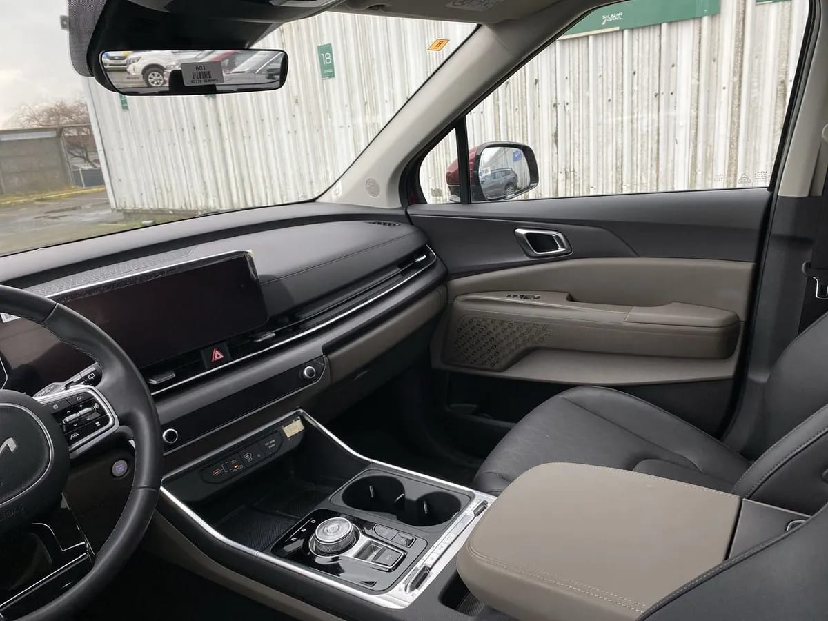 Kia Carnival 3.5 Ex Ltd 4x2 8at 5p año 2025