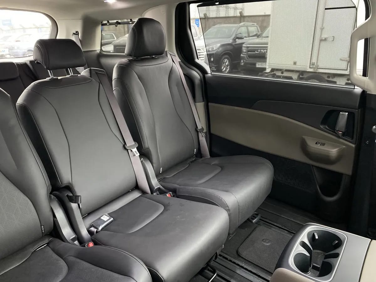 Kia Carnival 3.5 Ex Ltd 4x2 8at 5p año 2025