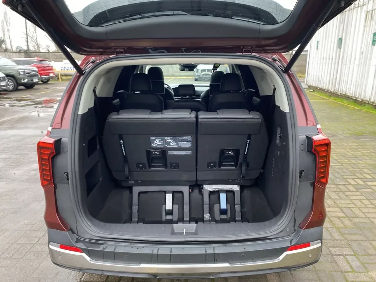 Kia Carnival 3.5 Ex Ltd 4x2 8at 5p año 2025
