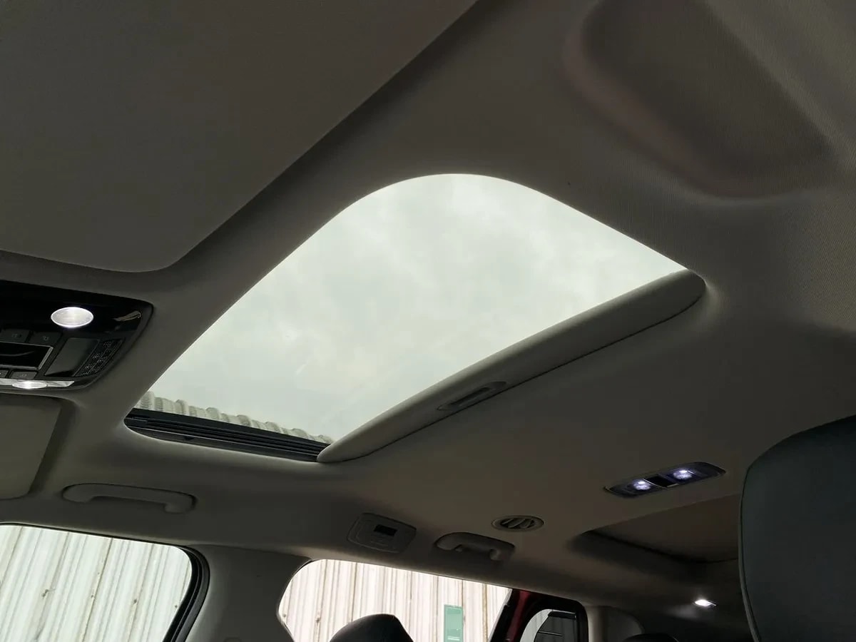 Kia Carnival 3.5 Ex Ltd 4x2 8at 5p año 2025