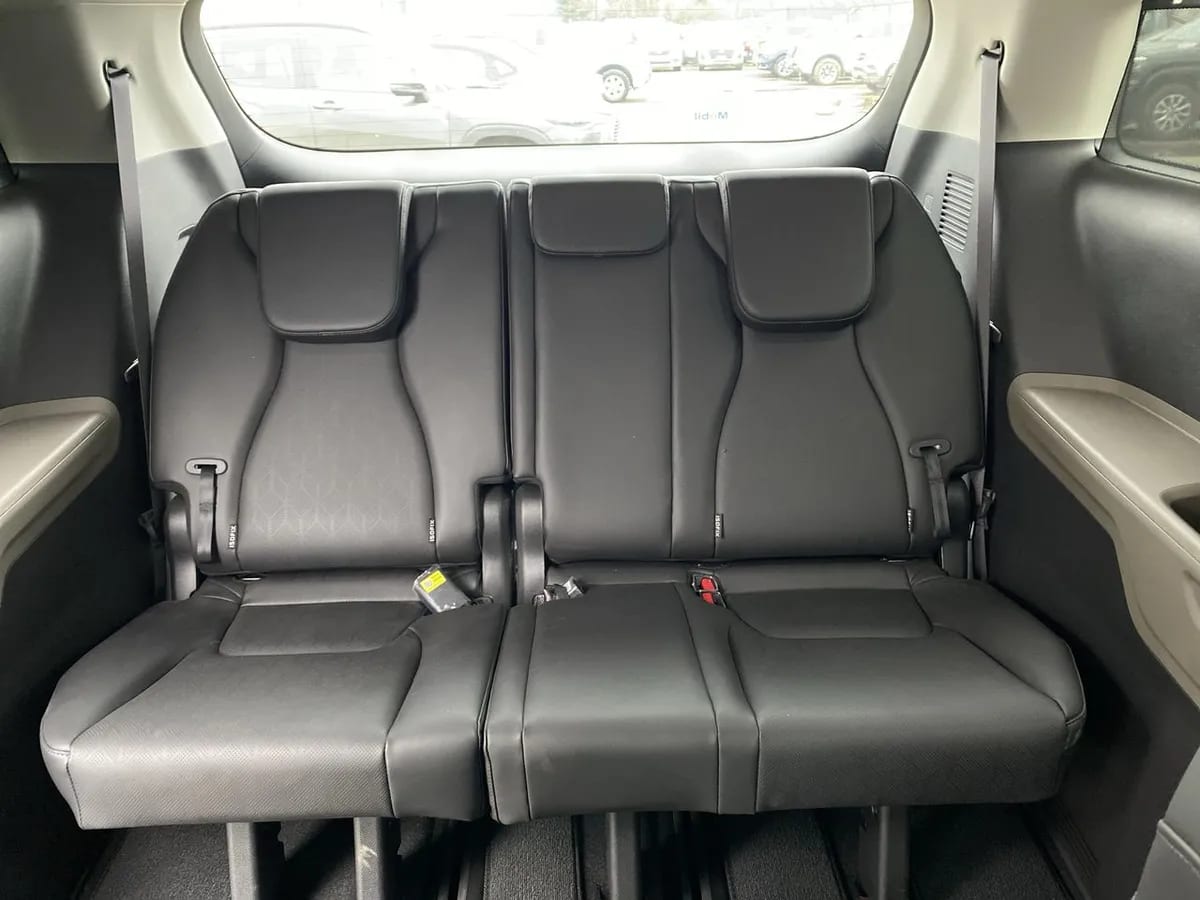 Kia Carnival 3.5 Ex Ltd 4x2 8at 5p año 2025