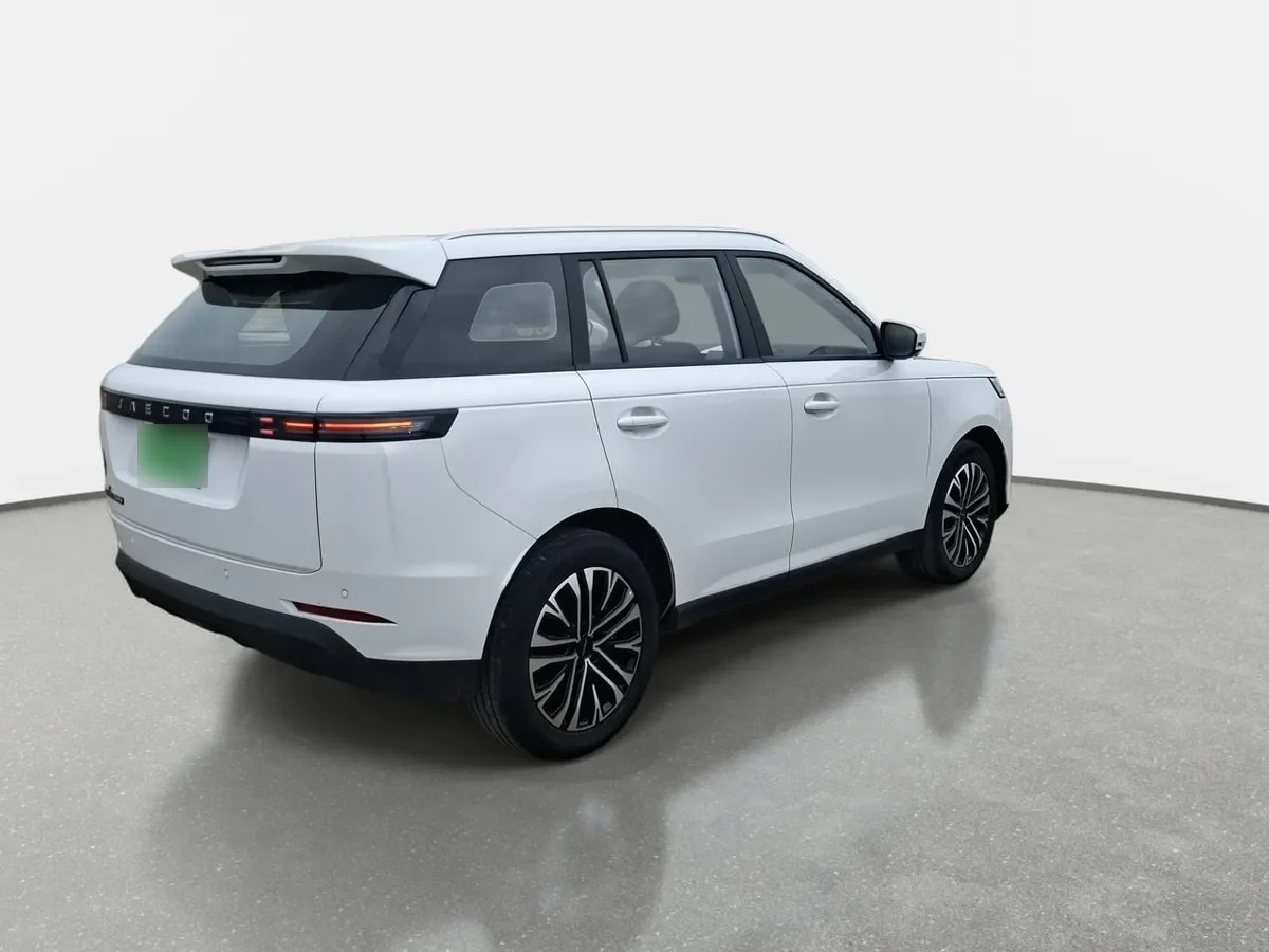 Jaecoo Jaecoo5 1.5t Summit Fwd Cvt9 At 5p año 2026