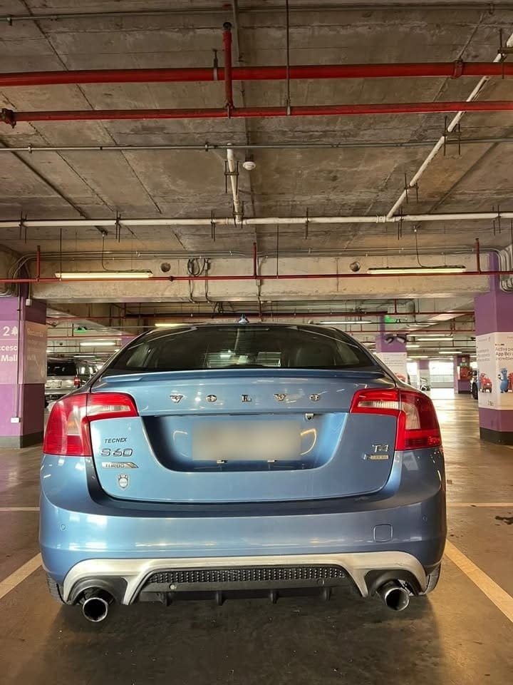 Volvo S60 1.6 T4 R-Desing At año 2015