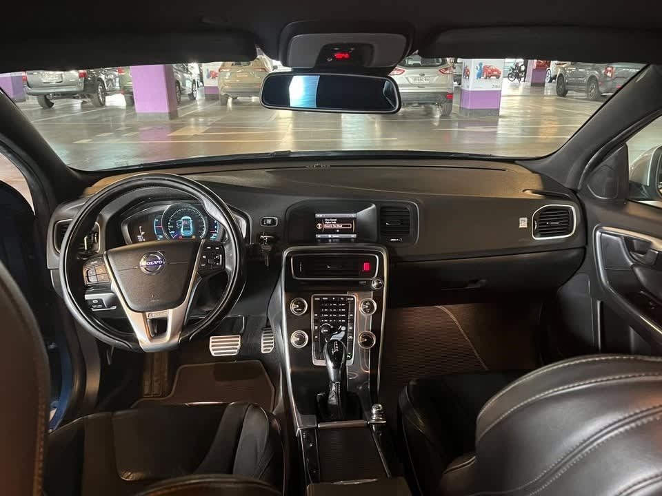 Volvo S60 1.6 T4 R-Desing At año 2015