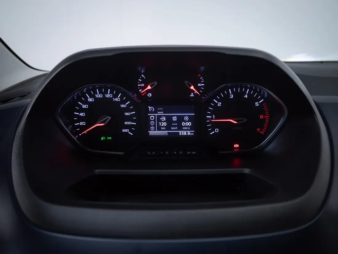 Peugeot Rifter Rifter 1.5 Allure Bluehdi 130 At Diesel año 2022