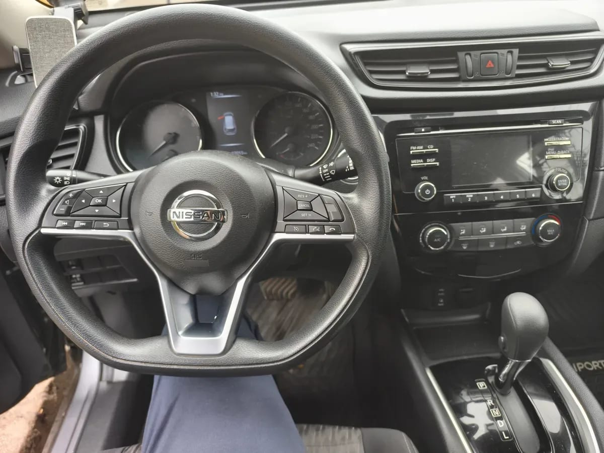 Nissan X-trail 2.5 Sense Cvt 2f At 4x2 año 2019