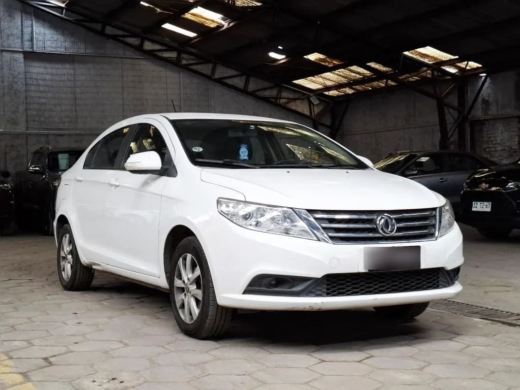 Dongfeng A30 Elegant año 2018