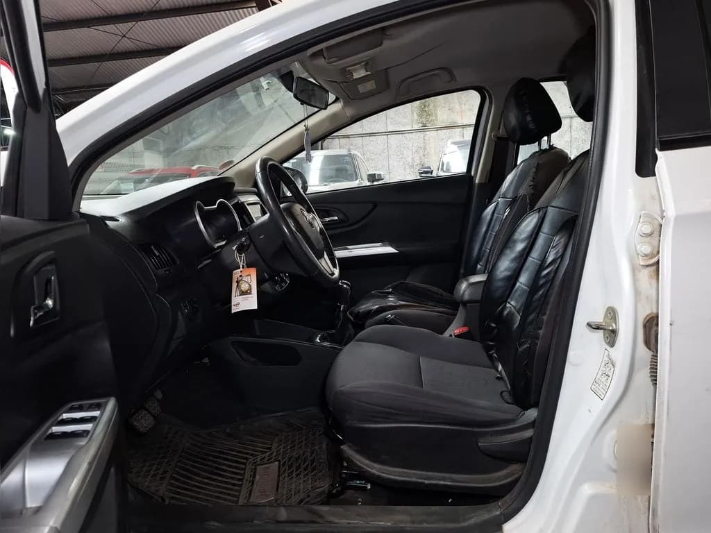 Dongfeng A30 Elegant año 2018