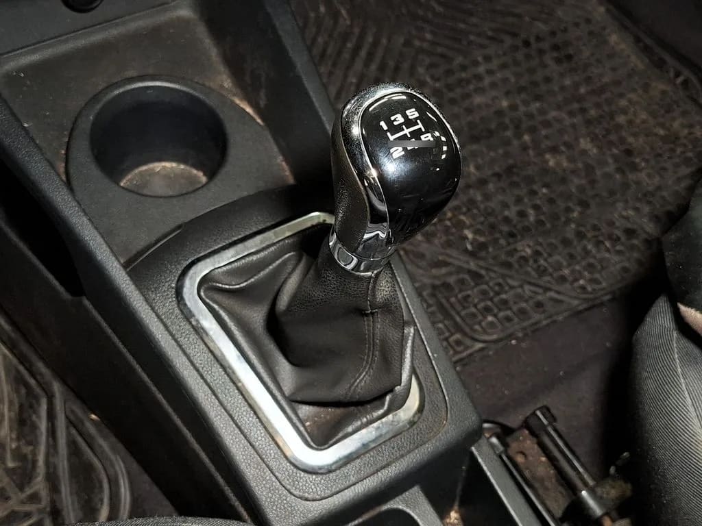 Dongfeng A30 Elegant año 2018