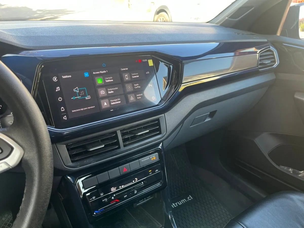 Volkswagen T-cross 1.0 Tsi Comfortline Mt año 2024