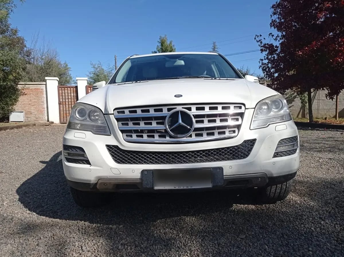 MERCEDES BENZ ML350 3.5 At año 2012