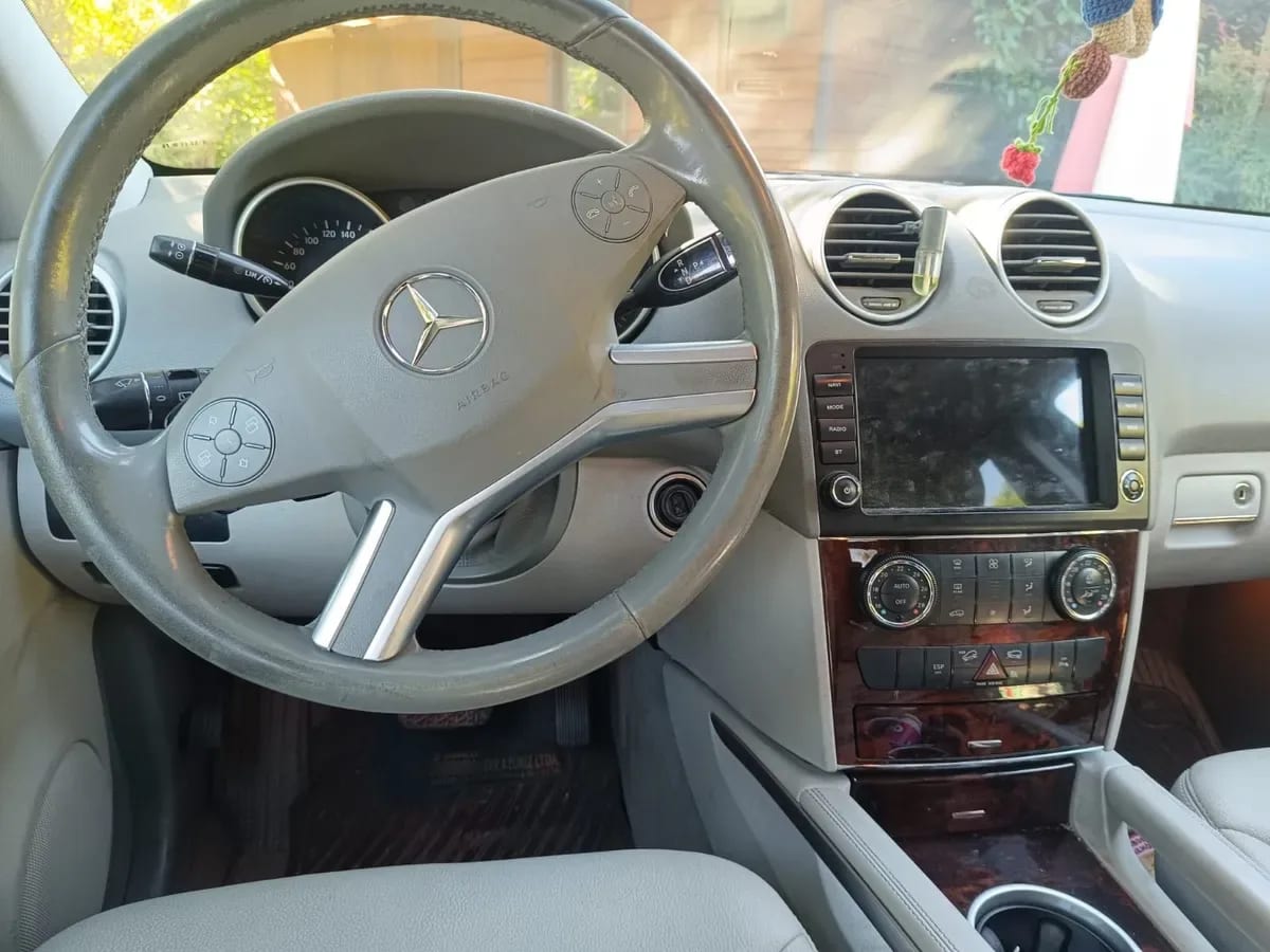 MERCEDES BENZ ML350 3.5 At año 2012