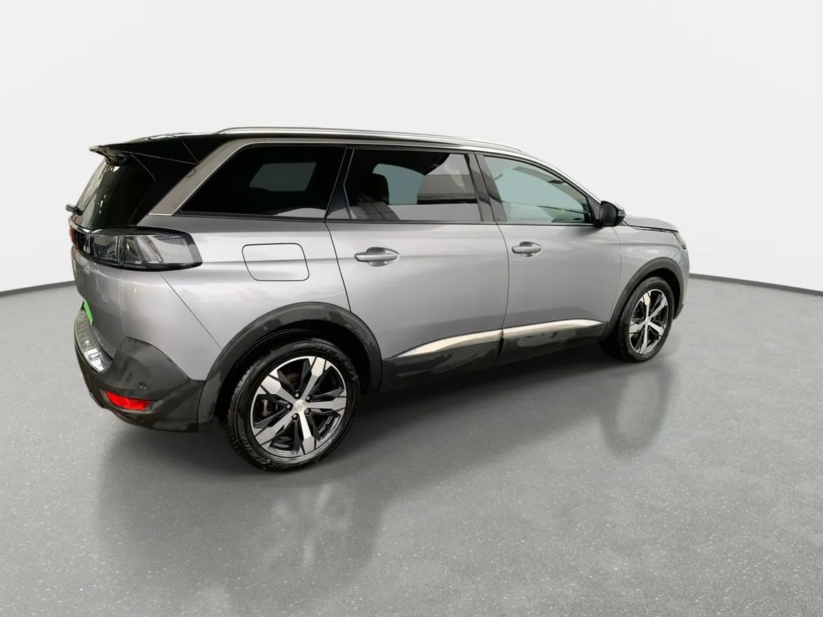 Peugeot 5008 1.5 Allure Pack Bluehdi 130 4x2 Eat8 5p año 2024