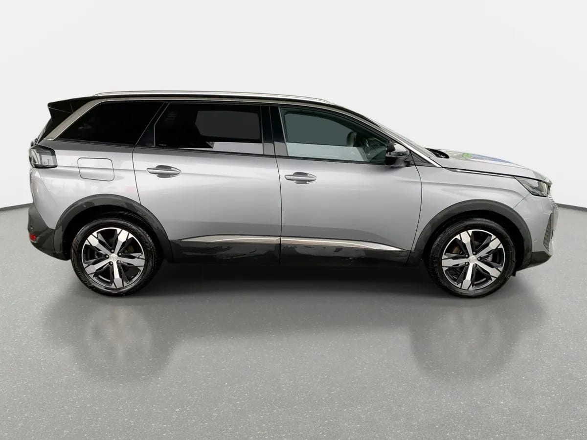 Peugeot 5008 1.5 Allure Pack Bluehdi 130 4x2 Eat8 5p año 2024