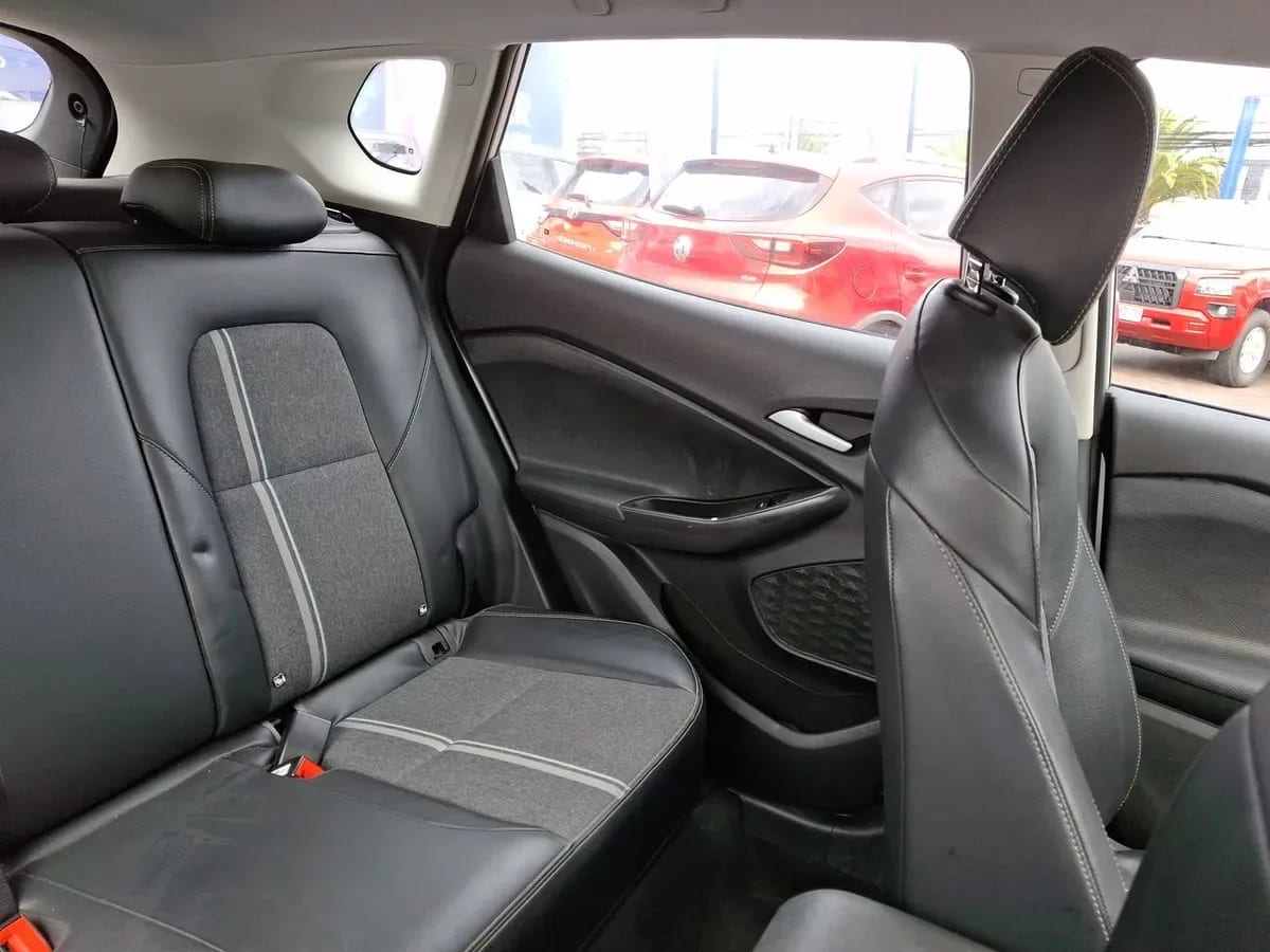 Chevrolet Tracker 1.2t Ltz Fwd At 5p año 2023