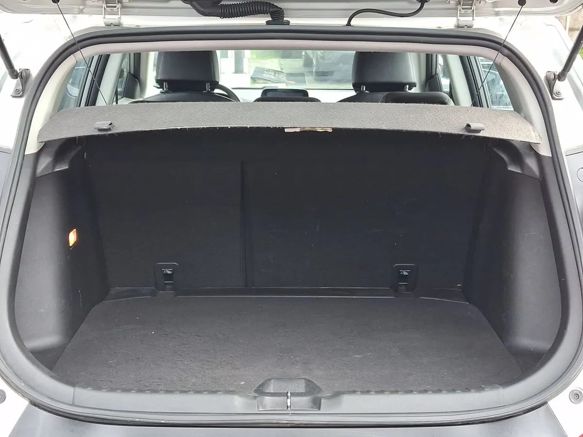 Chevrolet Tracker 1.2t Ltz Fwd At 5p año 2023