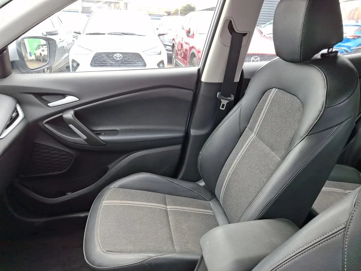 Chevrolet Tracker 1.2t Ltz Fwd At 5p año 2023