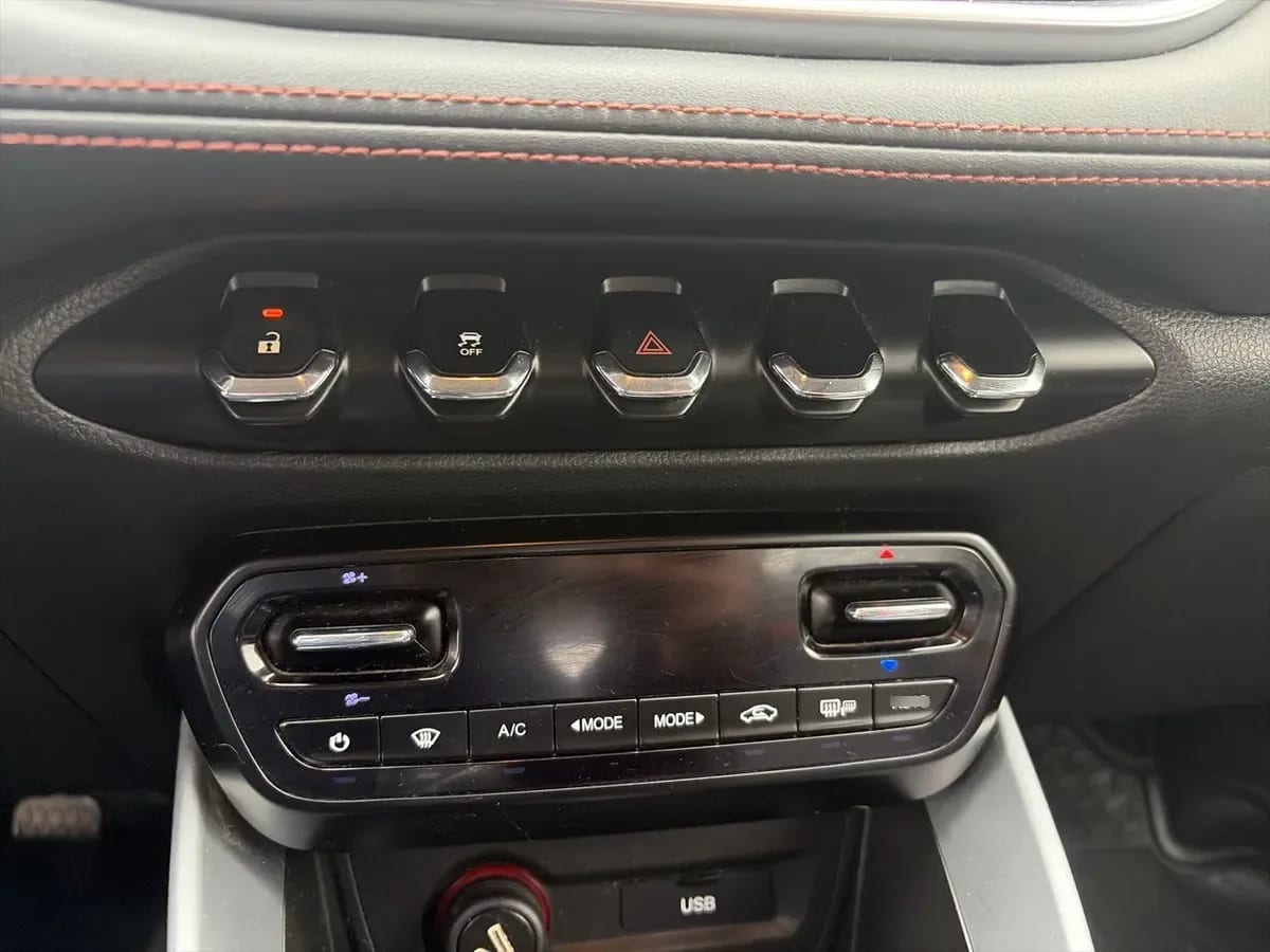 Chevrolet Groove 1.5 Premier 4x2 Mt 5p año 2022