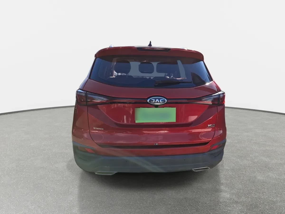 JAC Js8 1.5 Luxury Se 4x2 6mt 5p año 2023