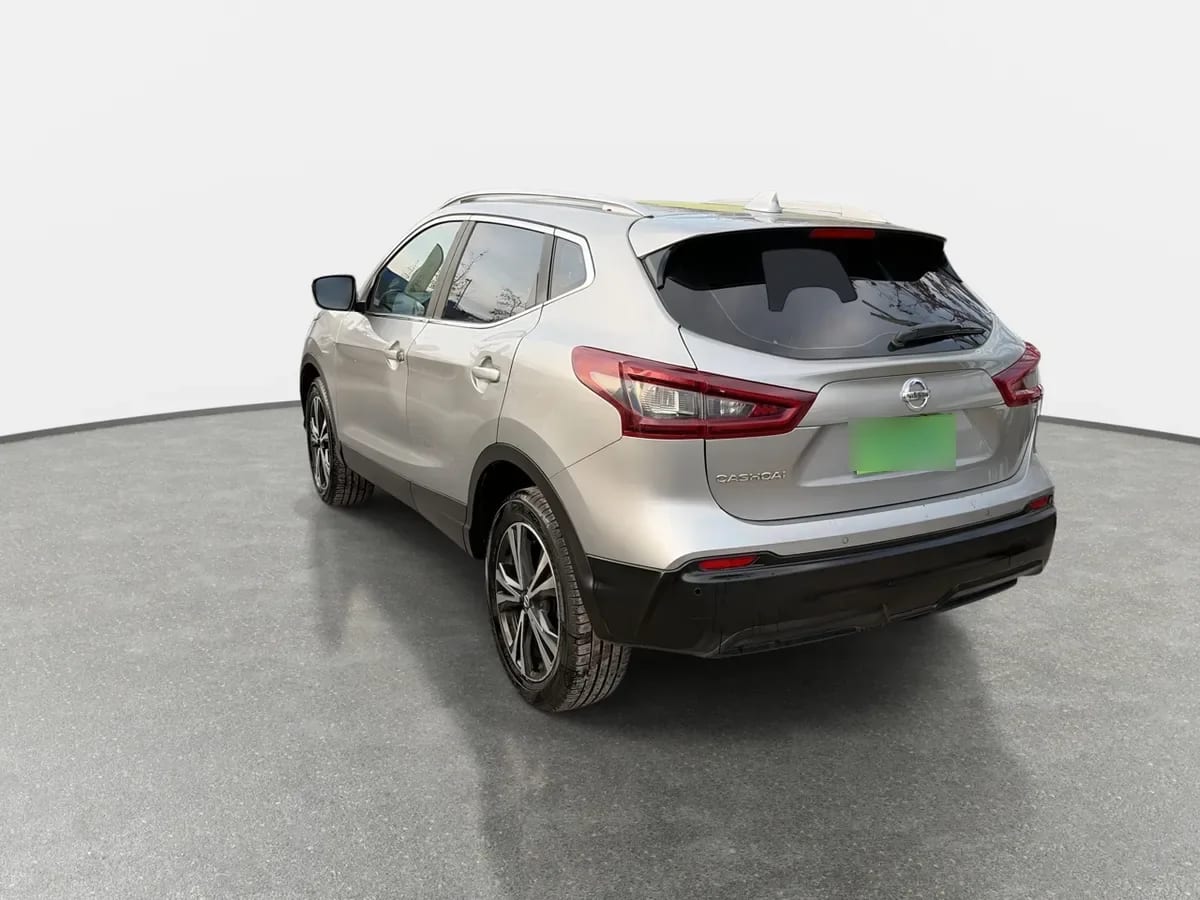 Nissan Qashqai 2.0 Advance 4x2 Mt 5p año 2021