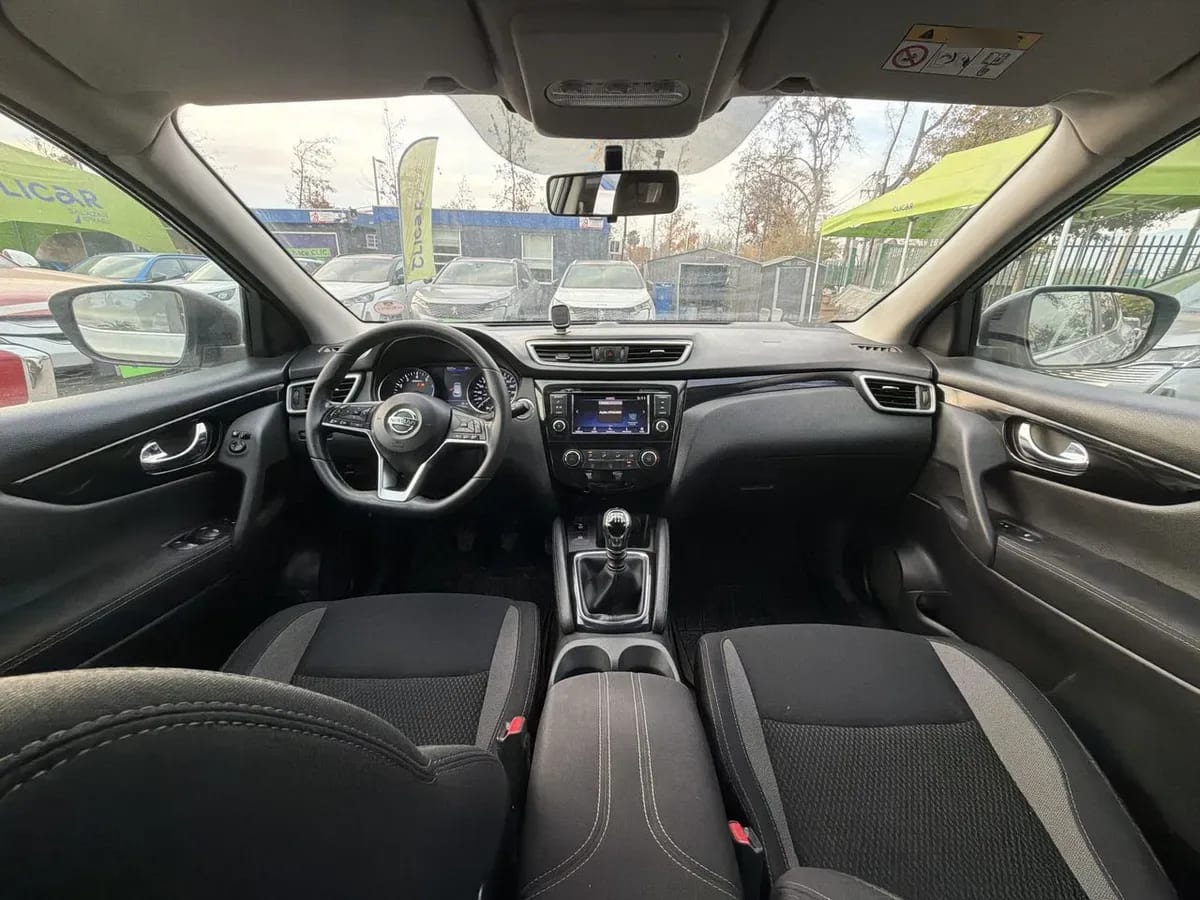 Nissan Qashqai 2.0 Advance 4x2 Mt 5p año 2021