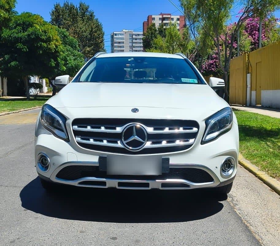Mercedes Benz Gla200 2.1 At Diesel año 2018
