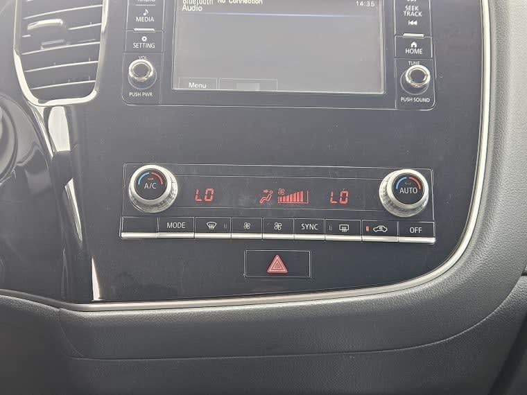Mitsubishi Outlander Glx At 4x2 2.0 año 2023