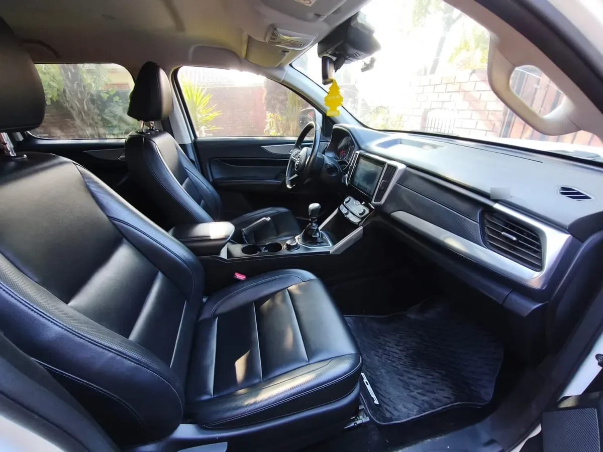 GREAT WALL POER 2.0 Deluxe Mt 4x4 Diesel año 2023