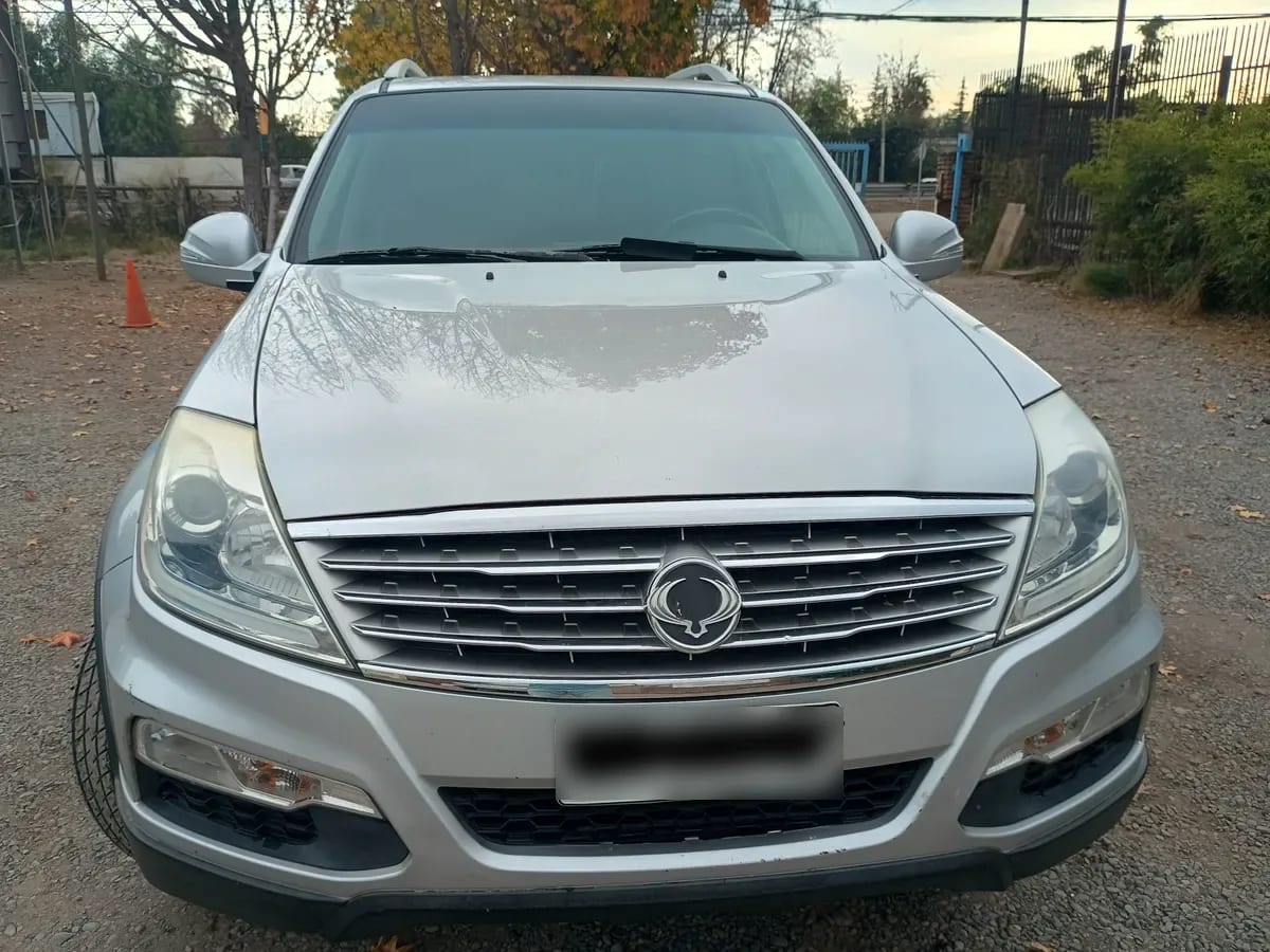SSANGYONG REXTON 2.0 Mt Diesel año 2013