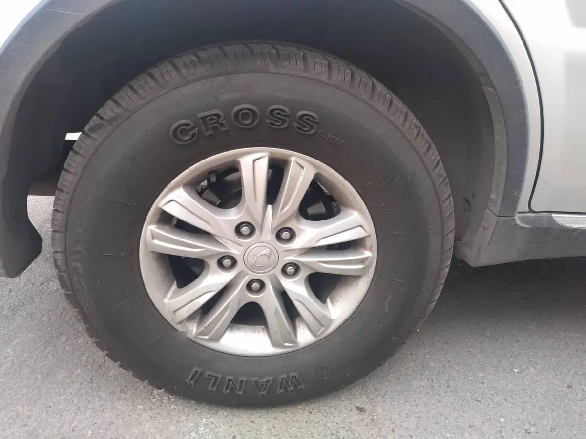 SSANGYONG REXTON 2.0 Mt Diesel año 2013