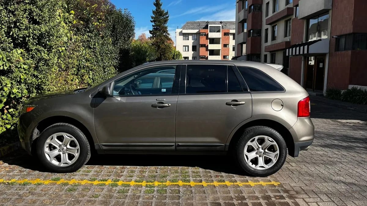FORD EDGE 3.5 Sel At 4x4 año 2012