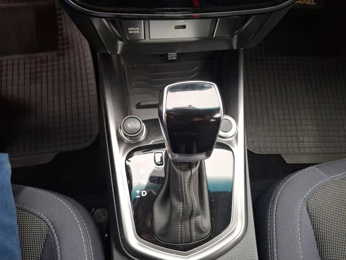 Ssangyong Tivoli 1.6 Limited Tx1111 4x2 At 5p año 2024