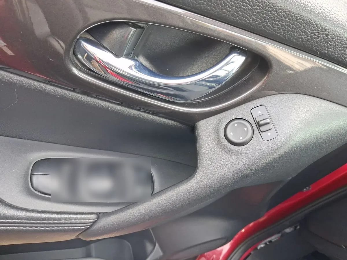 Nissan X-Trail 2.5 Sense 4x2 2row Cvt At 5p año 2023