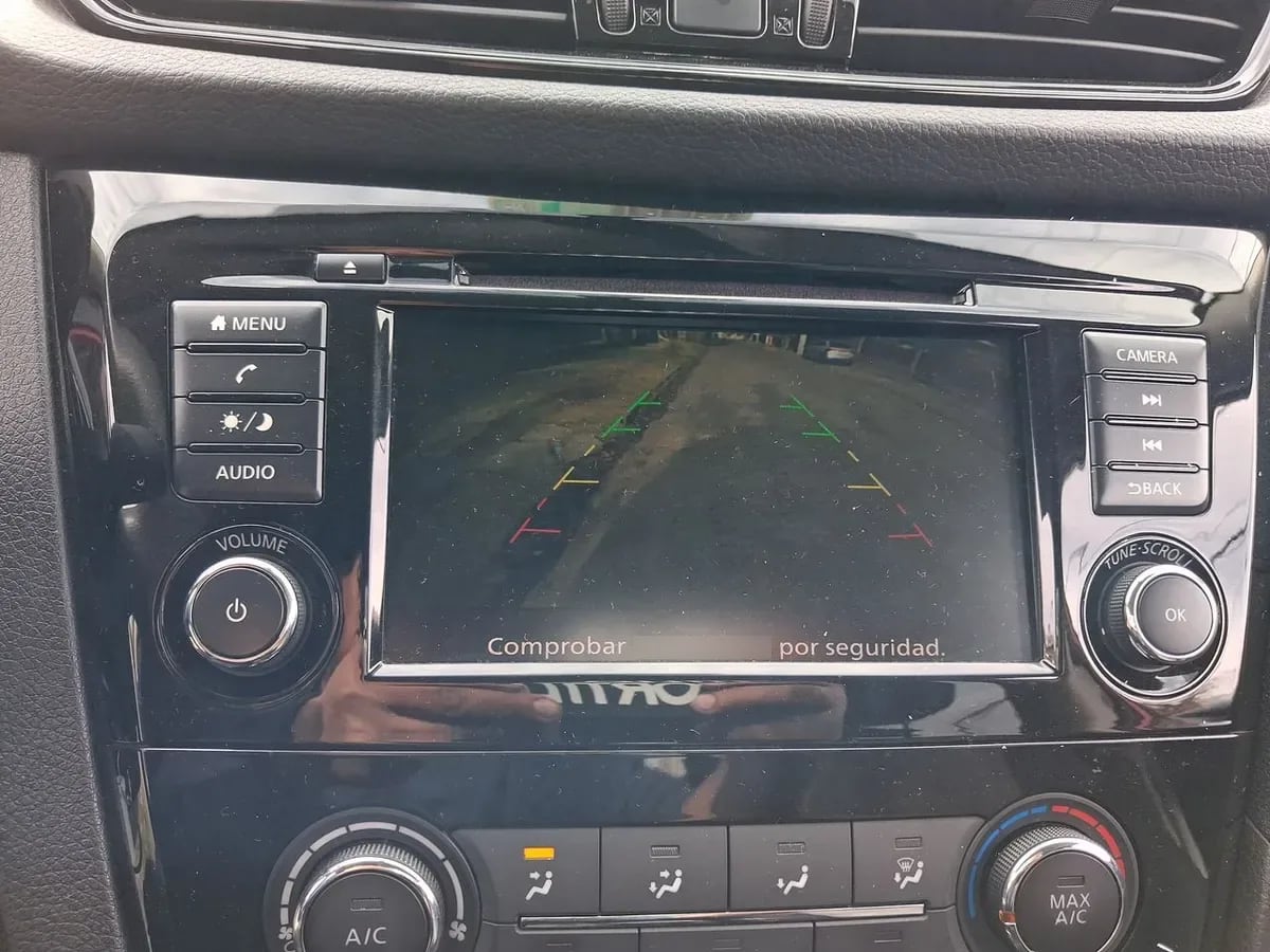 Nissan X-Trail 2.5 Sense 4x2 2row Cvt At 5p año 2023