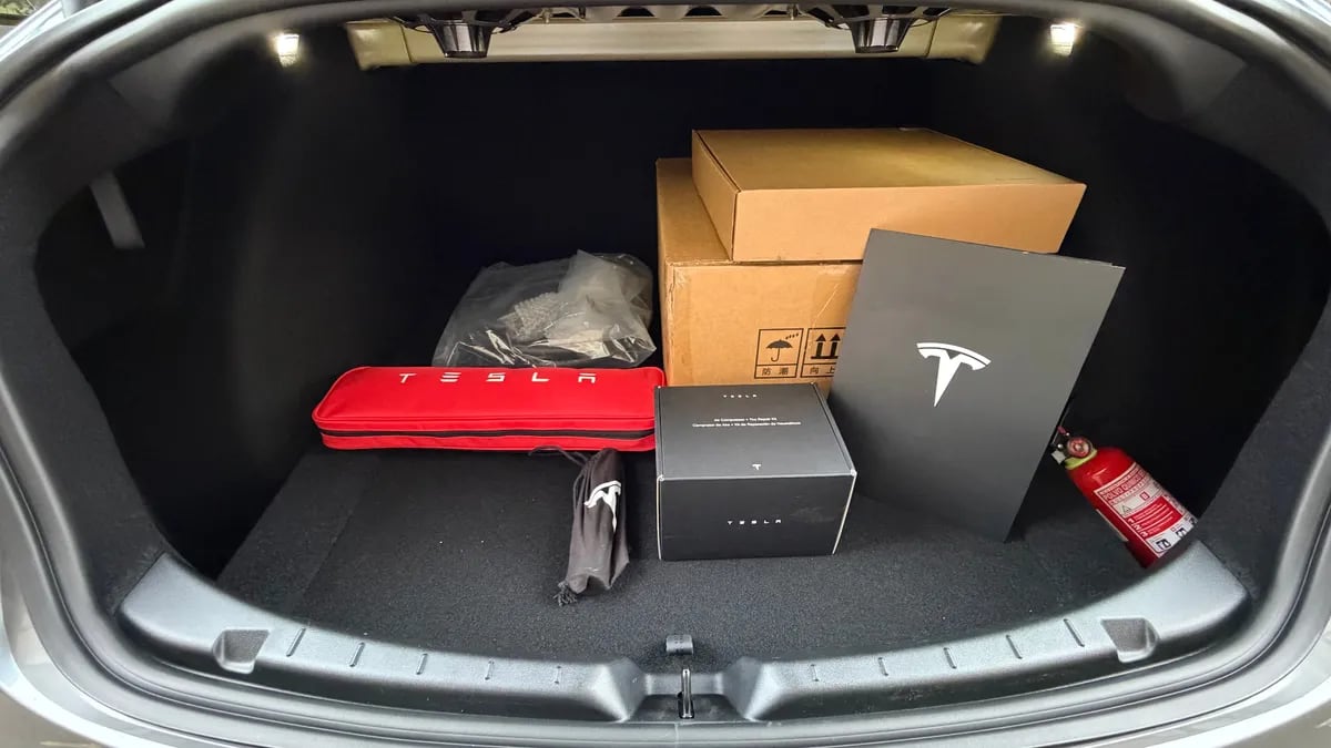 Tesla MODEL 3 Otra año 2026