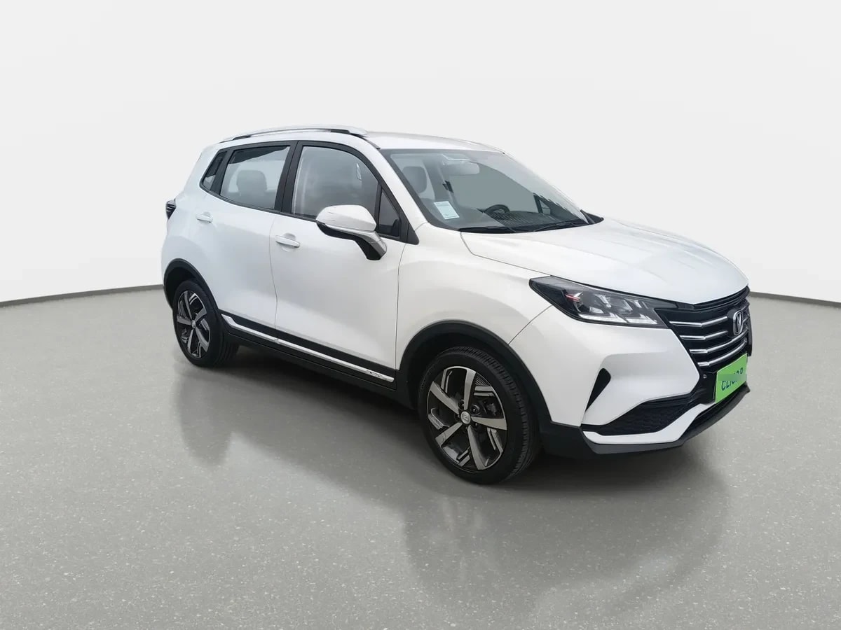 Changan Cs15 1.5 Elite 4x2 Mt 5p año 2024