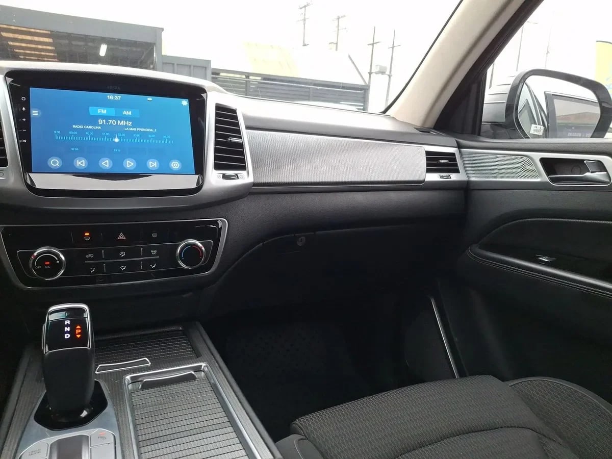 Ssangyong Rexton 2.2t Lx Diesel 4x2 2ab 8at 5p año 2023