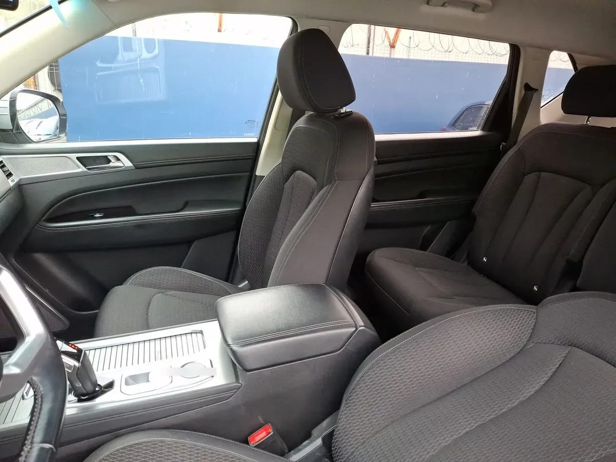 Ssangyong Rexton 2.2t Lx Diesel 4x2 2ab 8at 5p año 2023
