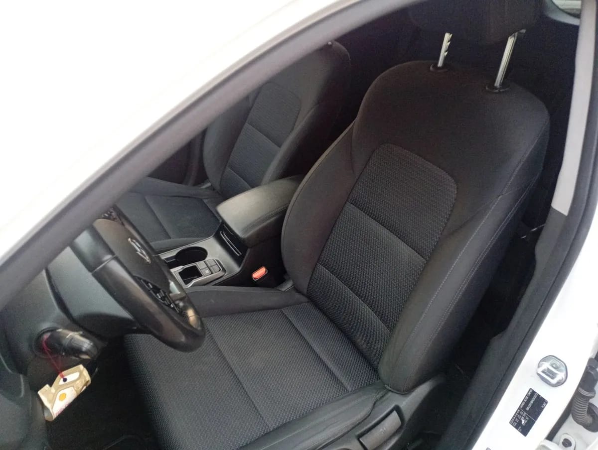 Hyundai Tucson 2.0 Gl Advance Nav 4x2 6at 5p año 2017