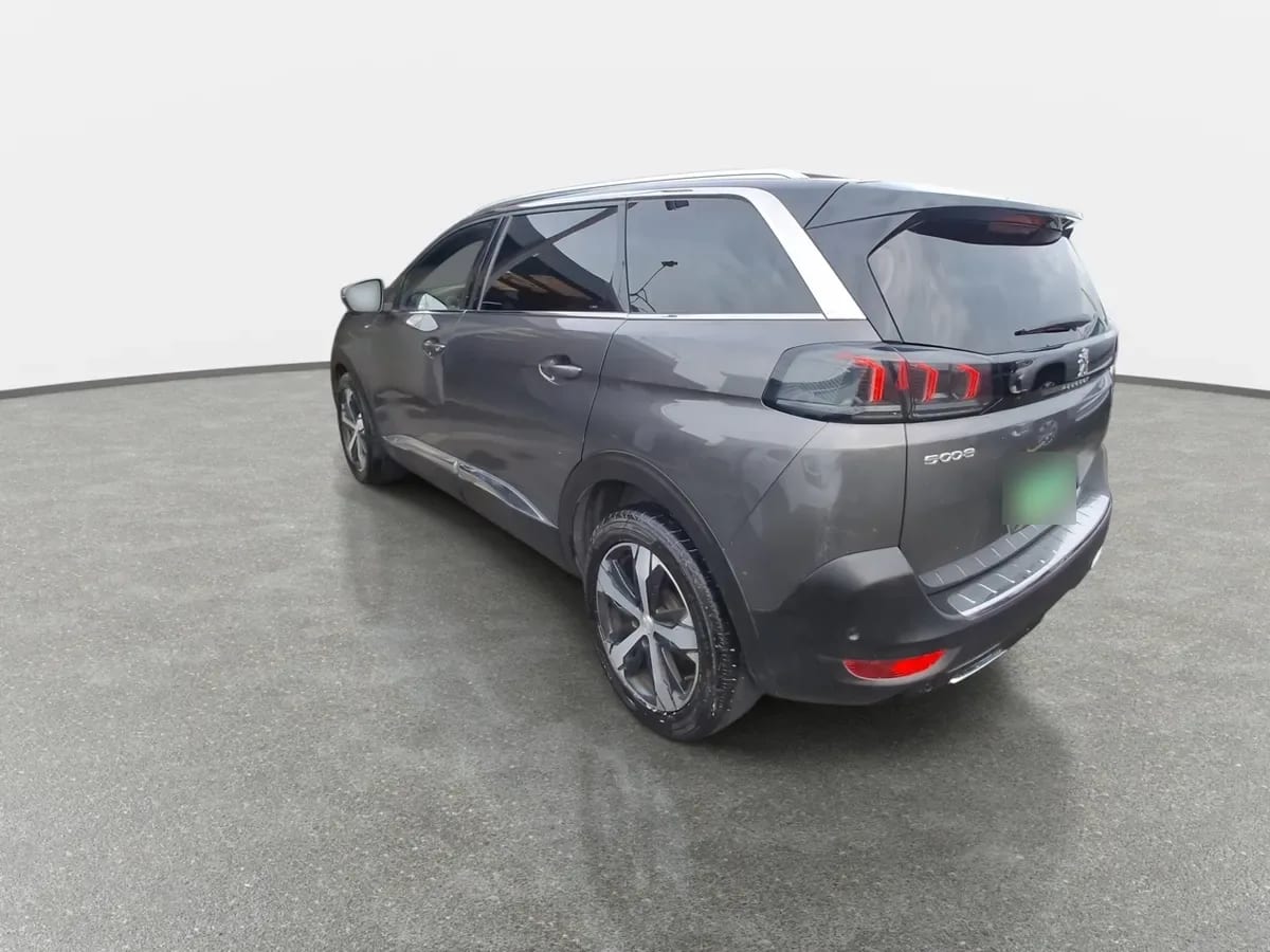 Peugeot 5008 1.6 Gt Puretech 180 4x2 Eat8 5p año 2023