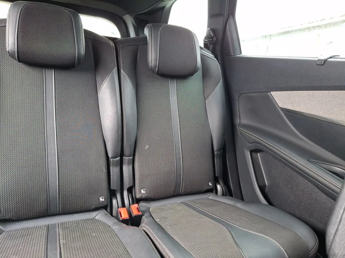 Peugeot 5008 1.6 Gt Puretech 180 4x2 Eat8 5p año 2023