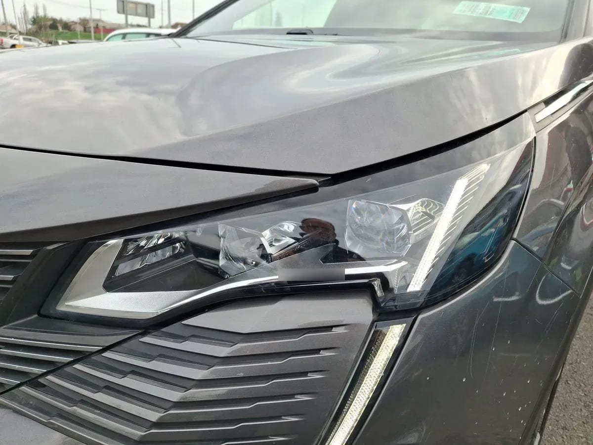 Peugeot 5008 1.6 Gt Puretech 180 4x2 Eat8 5p año 2023