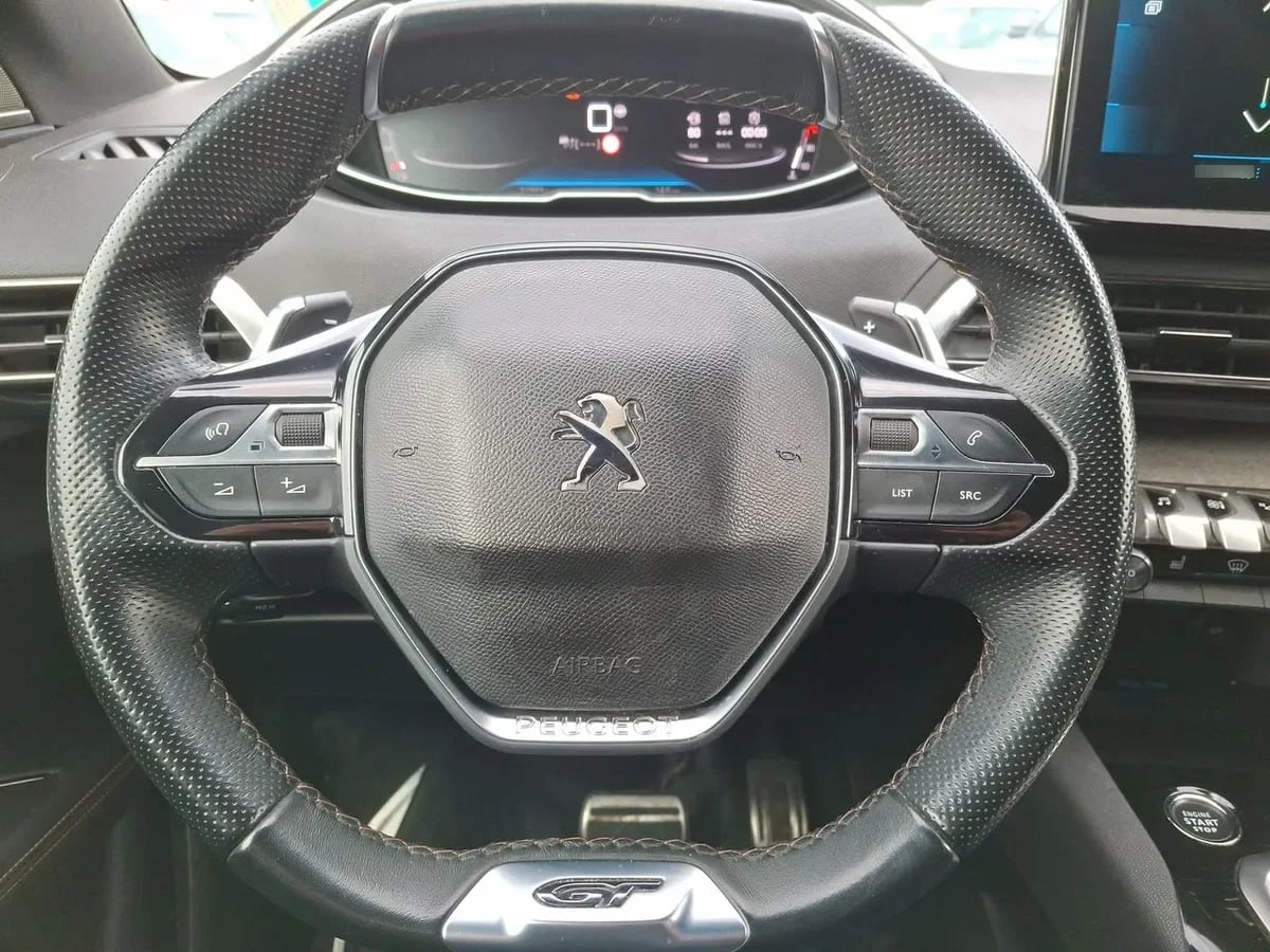 Peugeot 5008 1.6 Gt Puretech 180 4x2 Eat8 5p año 2023