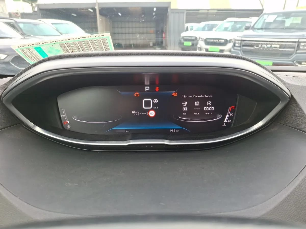 Peugeot 5008 1.6 Gt Puretech 180 4x2 Eat8 5p año 2023