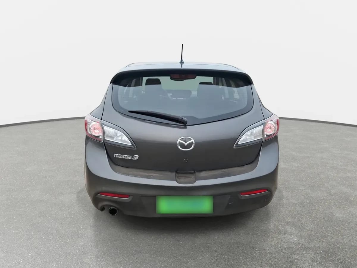 Mazda 3 2.0 Sport R 4x2 Te Mt 5p año 2011