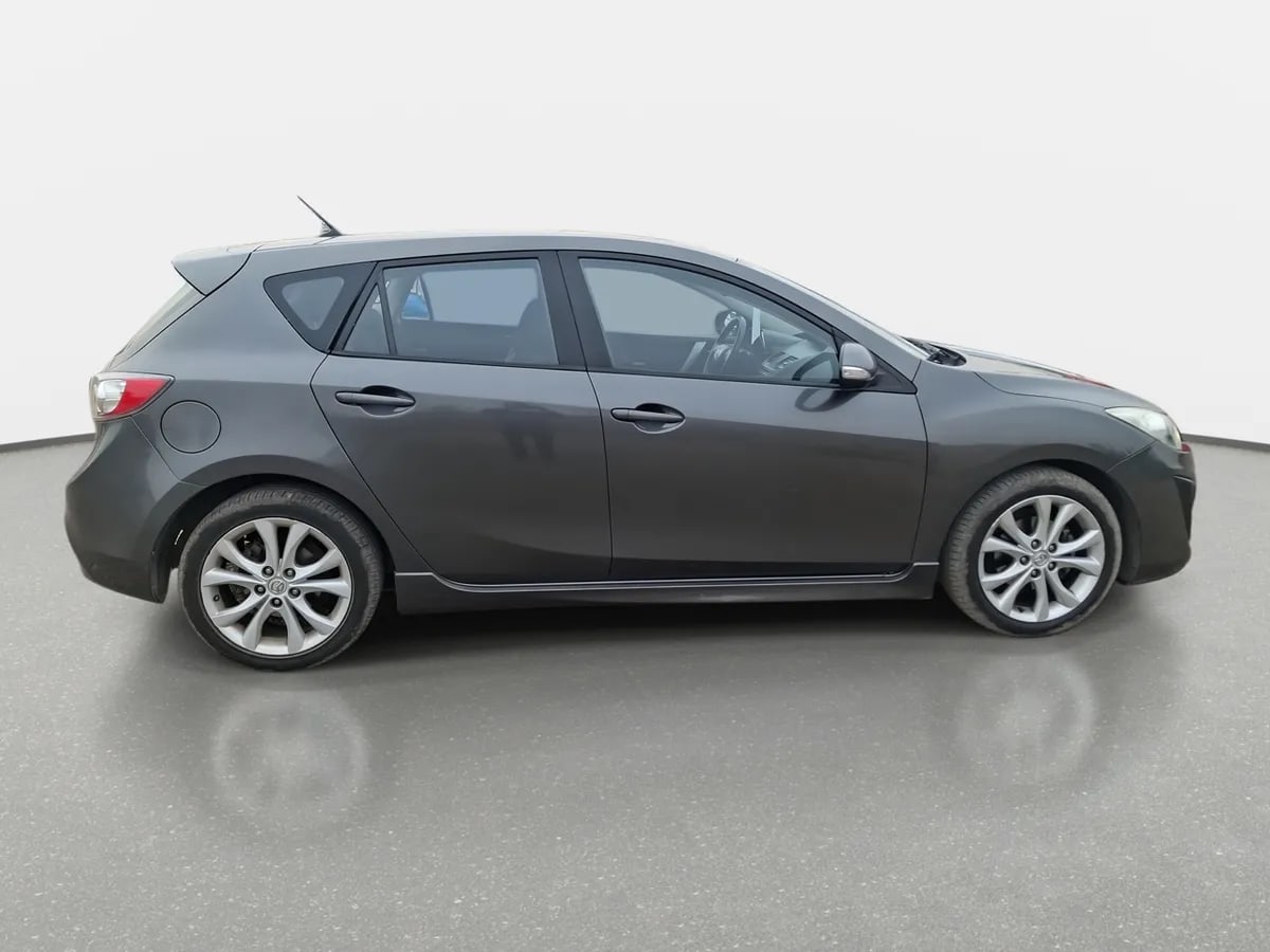 Mazda 3 2.0 Sport R 4x2 Te Mt 5p año 2011