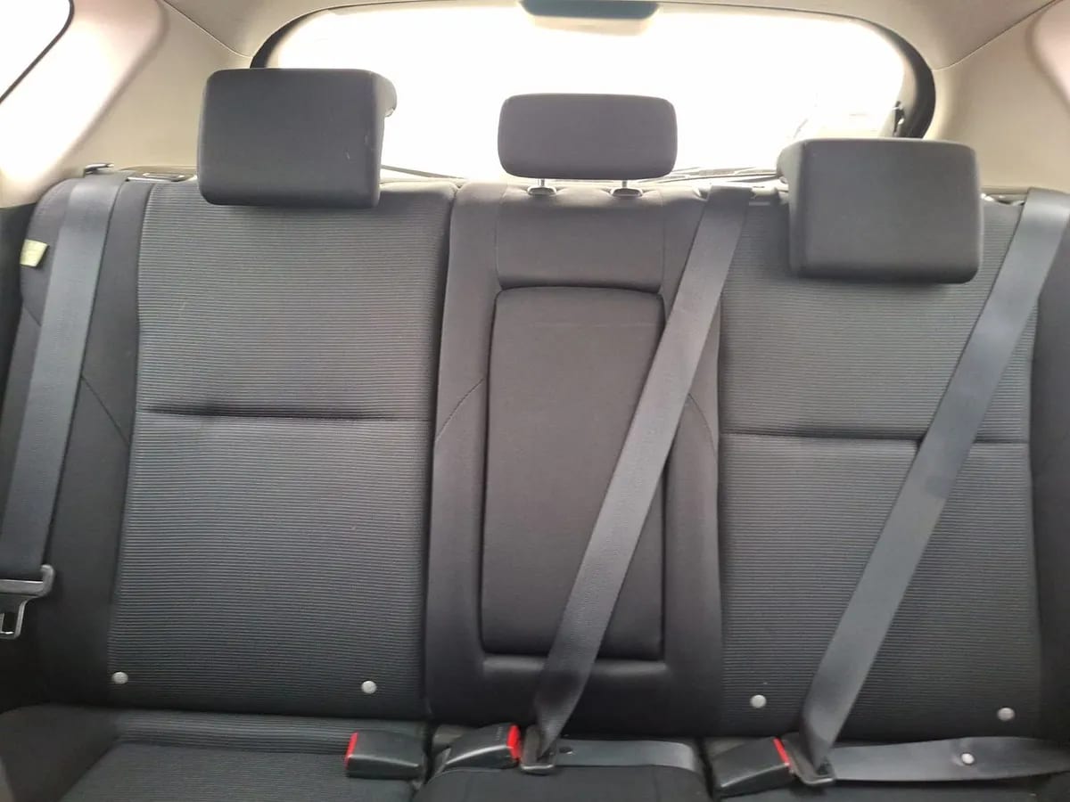 Mazda 3 2.0 Sport R 4x2 Te Mt 5p año 2011